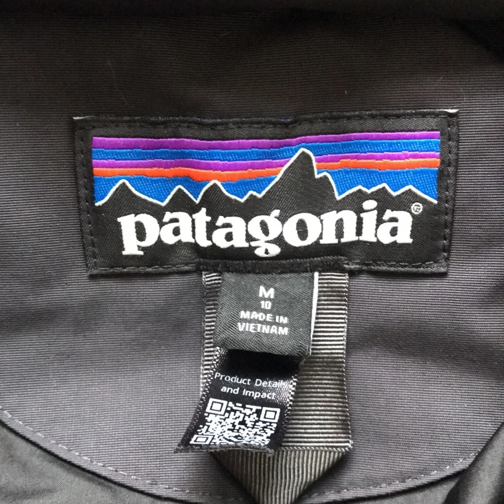 Patagonia Hooded Parka (boys' size M)